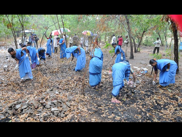ఫీవర్ ఆస్పత్రిలో.. ఫీవర్ ఆస్పత్రిలో..