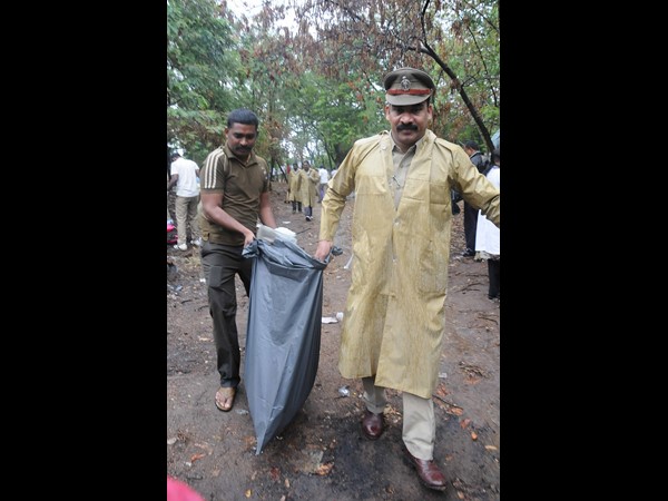 ఫీవర్ ఆస్పత్రిలో... ఫీవర్ ఆస్పత్రిలో...