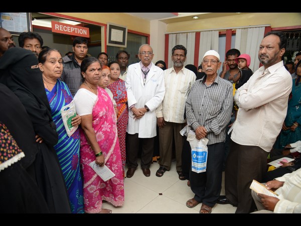  హీరో శ్రీకాంత్ చేతుల మీదగా ఉమేష్ చంద్ర హార్ట్ క్యాంప్ 