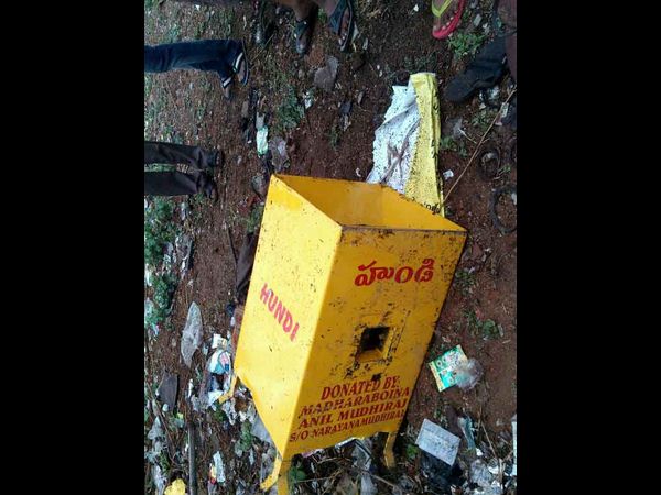 నల్లపోచమ్మ ఆలయంలో..