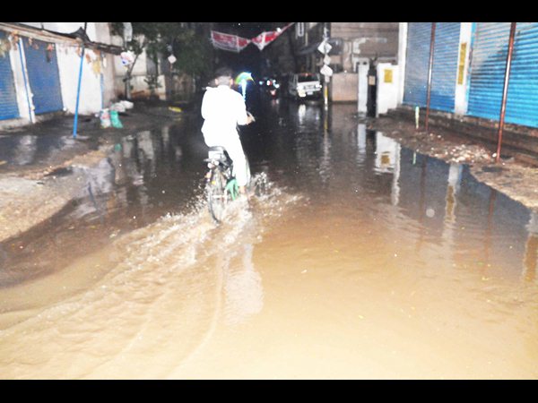 వర్ష బీభత్సం
