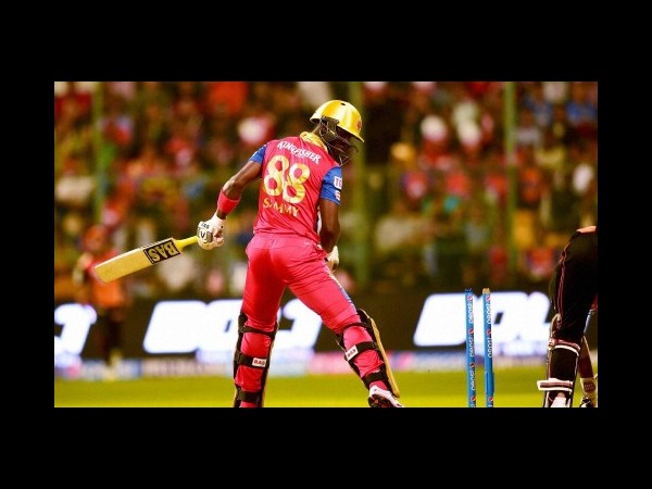 సామీ ఇలా అవుట్