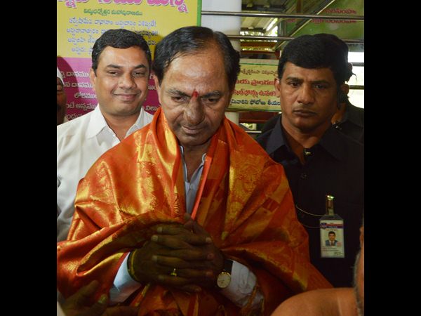కెసిఆర్