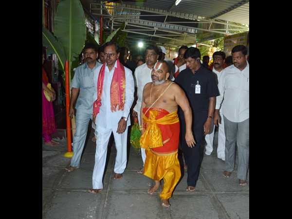 కెసిఆర్