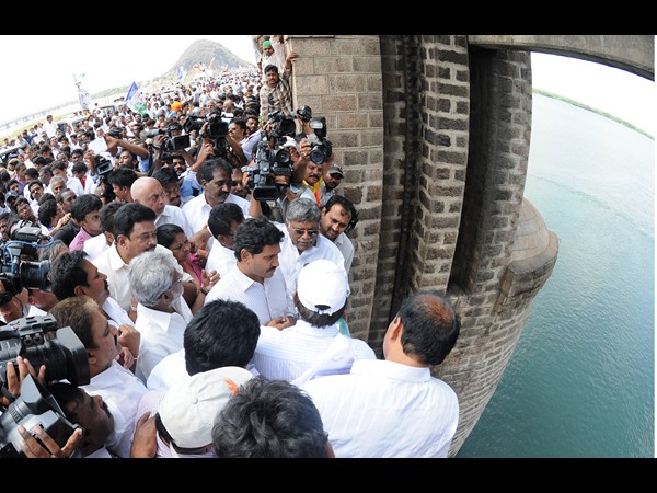 జగన్ జగన్