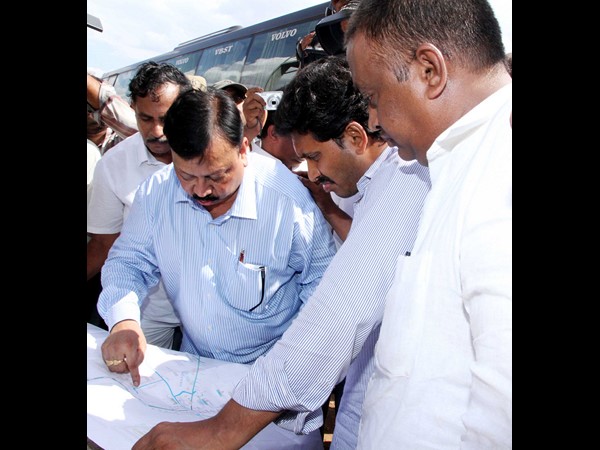 వైయస్ జగన్