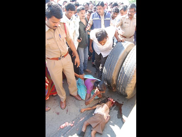 తాగిన మత్తులో..