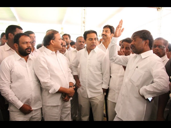 ప్లీనరీ ద్వారా మా సత్తా చాటుతాం: కేటీఆర్