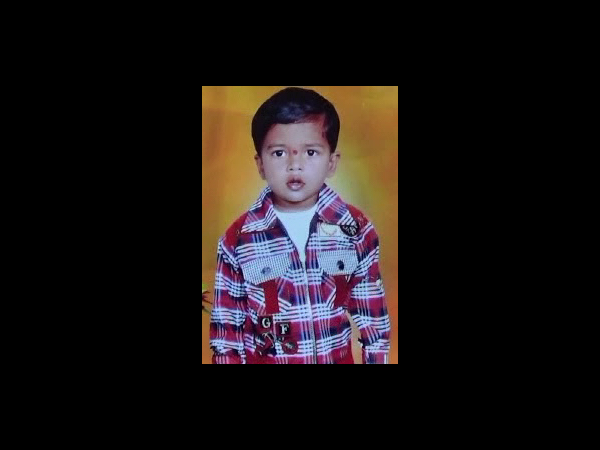 స్నేహితులతో కలిసి..