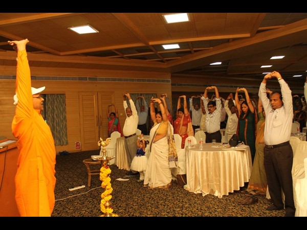 యోగా: ఒక్క గంట చేస్తే జీవితం సుఖవంతం యోగా: ఒక్క గంట చేస్తే జీవితం సుఖవంతం