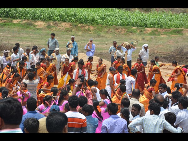 అదనపు నిధులు..