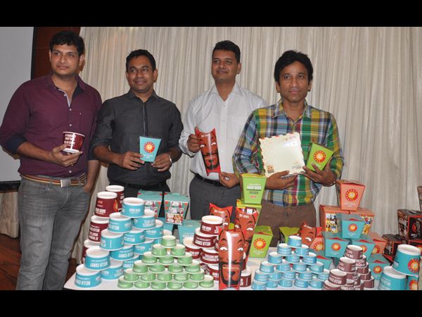 హలో కర్రీ చేతికి పరాఠా పోస్ట్