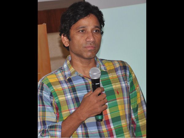 హలో కర్రీ చేతికి పరాఠా పోస్ట్