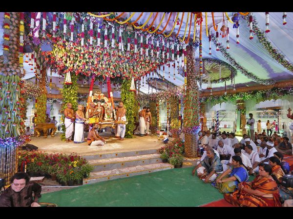 అంగరంగ వైభవంగా పద్మావతి పరిణయోత్సవం అంగరంగ వైభవంగా పద్మావతి పరిణయోత్సవం