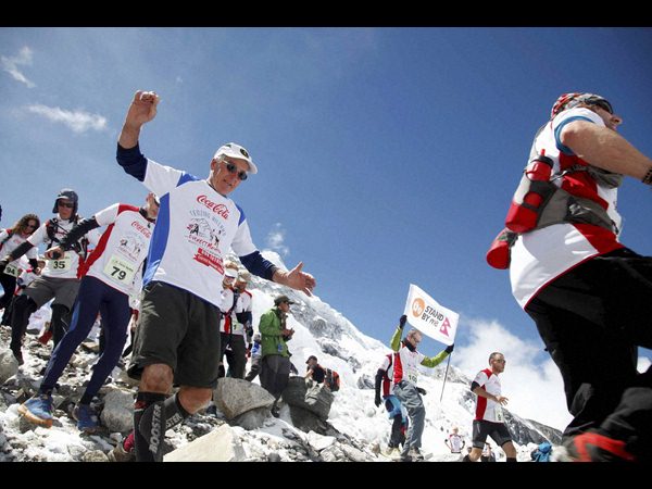  మౌంట్ ఎవరెస్ట్ వద్ద నేపాల్ భూకంపం మిగిల్చిన విషాదం