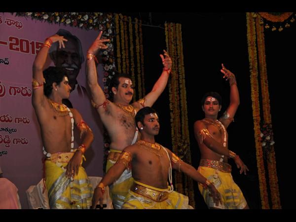 మే డే వేడుకలు