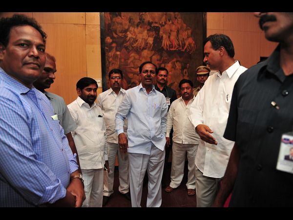 కెసిఆర్