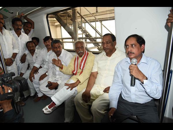  మెట్రో రైలు