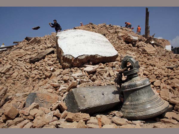 Nepal earthquake: 105-year-old man rescued alive from debris