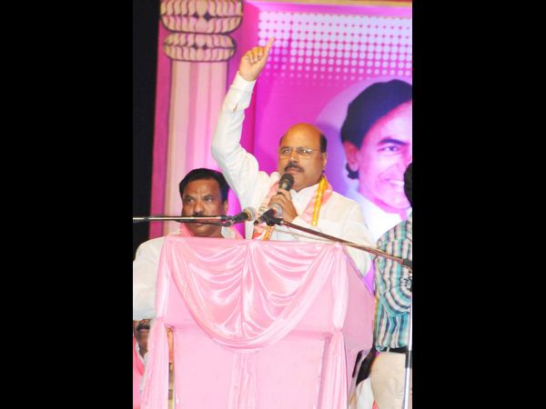 కేసీఆర్
