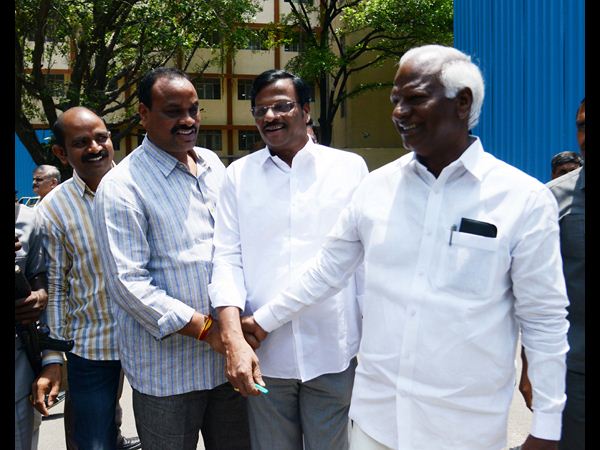 కడియం శ్రీహరి