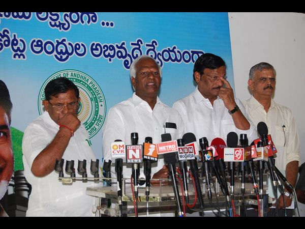  కడియం శ్రీహరి