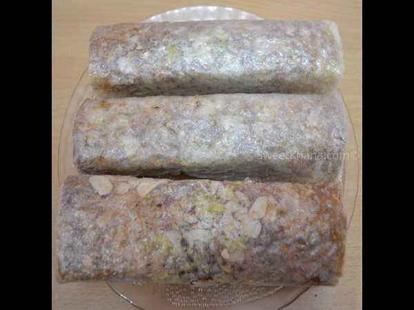  ఒకే ఒక్క క్లిక్‌తో ఆన్‌లైన్‌‌లో టెస్టీ ఖానాలో ఆంధ్రా పూతరేకులను ఆర్డర్ చేయండి.