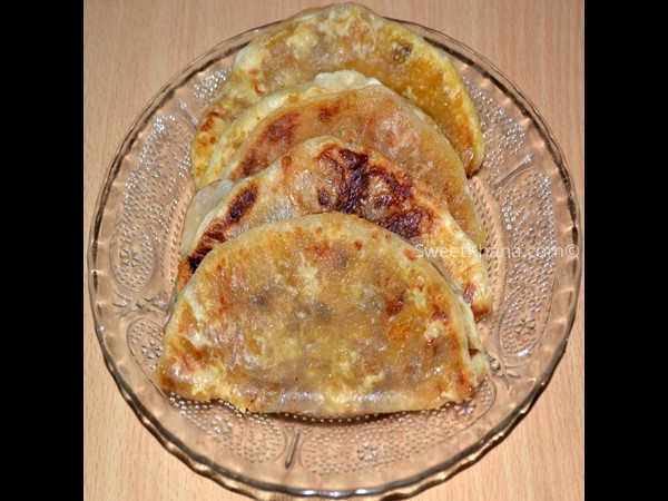  ఒకే ఒక్క క్లిక్‌తో ఆన్‌లైన్‌‌లో టెస్టీ ఖానాలో బొబ్బట్లు ఆర్డర్ చేయండి. 