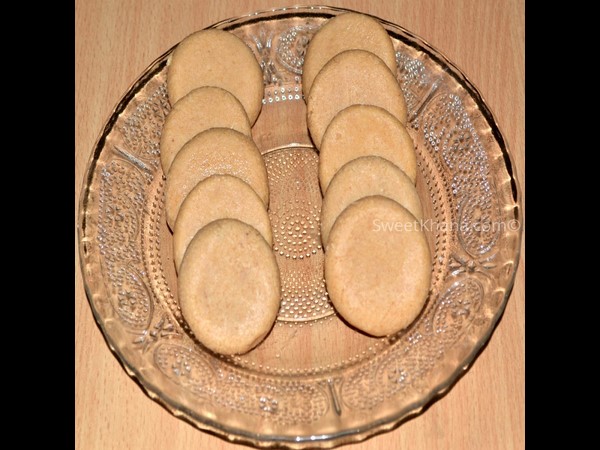 ఒకే ఒక్క క్లిక్‌తో ఆన్‌లైన్‌‌లో టెస్టీ ఖానాలో రాజమండ్రి పాలకోవను ఆర్డర్ చేయండి.