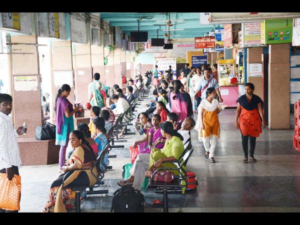 తెలుగు రాష్ట్రాల్లో ఆర్టీసీ సమ్మె ప్రభావం 