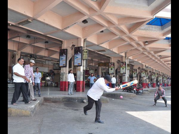 ఆర్టీసీ స్ట్రైక్ ఇక్కట్లు