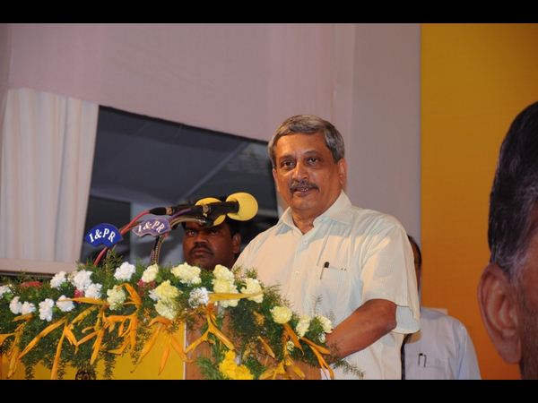  చంద్రబాబు, పారికర్