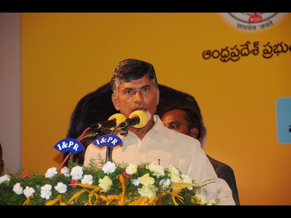 చంద్రబాబు, పారికర్