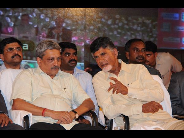  చంద్రబాబు, పారికర్