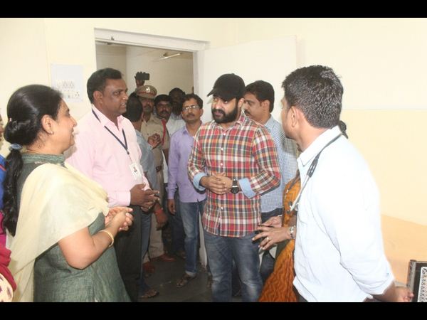 ఎన్టీఆర్ పరామర్శ
