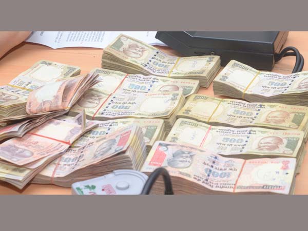 Accused arrested for online cheating