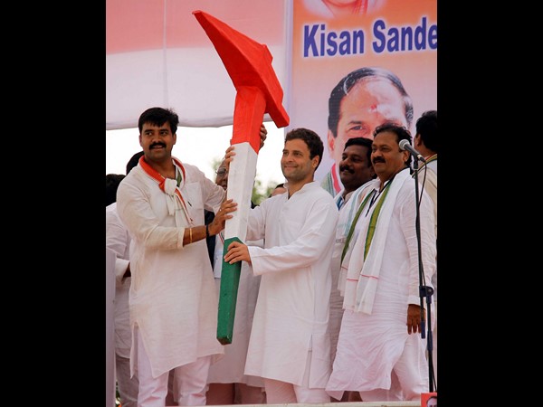 కెసిఆర్‌పై వ్యంగ్యాస్త్రాలు