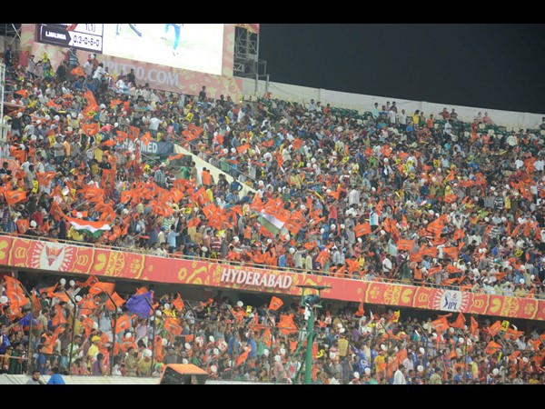 ఐపిఎల్ సందడి