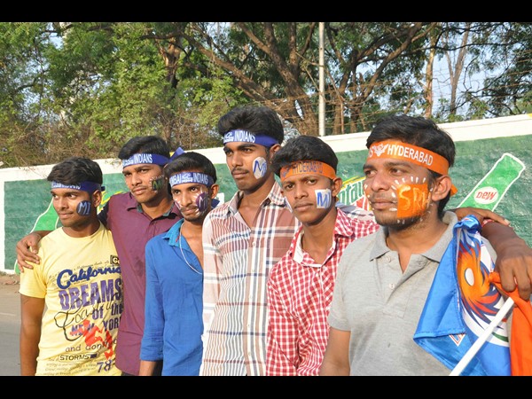 ఐపిఎల్ సందడి