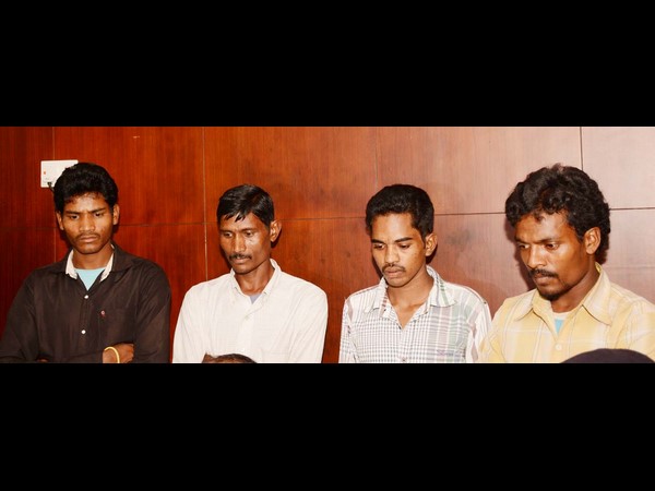  విశాఖలో నలుగురు లొంగుబాటు