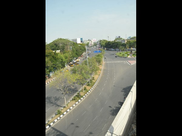 తెలుగు రాష్ట్రాల్లో మండుతున్న ఎండలు