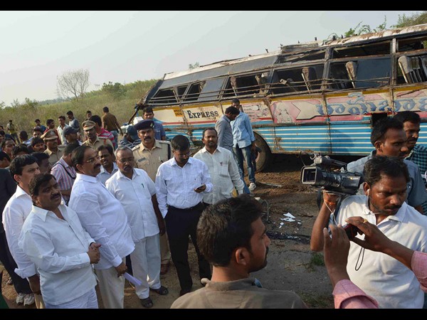 బస్సు ప్రమాదం