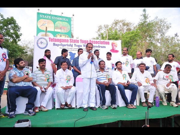  యోగా వాక్: ఒంటికి యోగా మంచిదేగా
