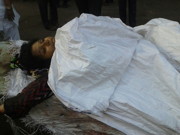 ప్రమాదానికి కారణమైన లారీ