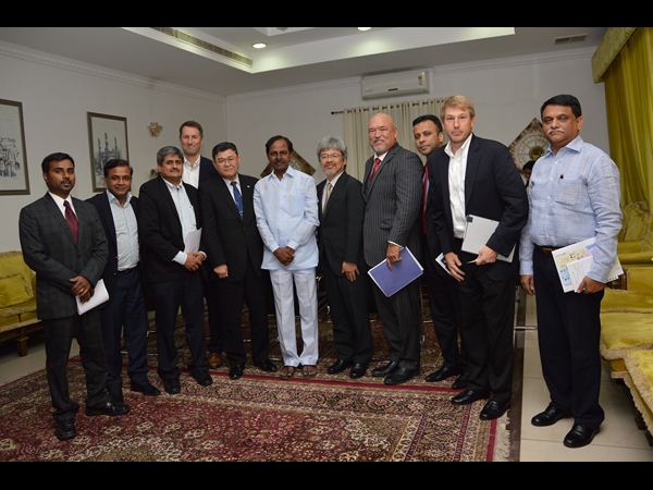  భారీ పరిశ్రమలు: హిటాచీ ప్రతినిధులతో కేసీఆర్