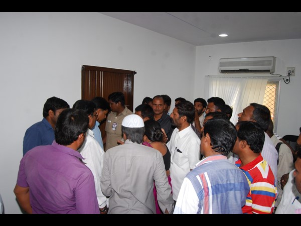 108 సిబ్బంది