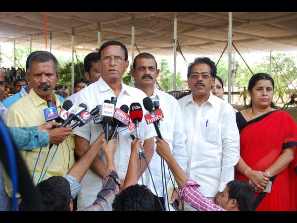 మహానాడు