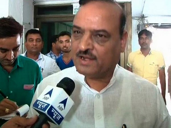 BJP MLA thrown out of Delhi Assembly by marshals BJP MLA thrown out of Delhi Assembly by marshals