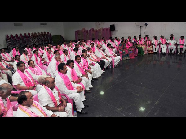 కెసిఆర్