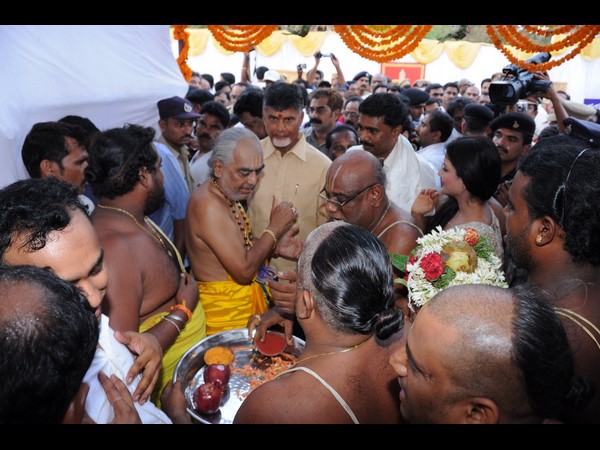 చంద్రబాబు